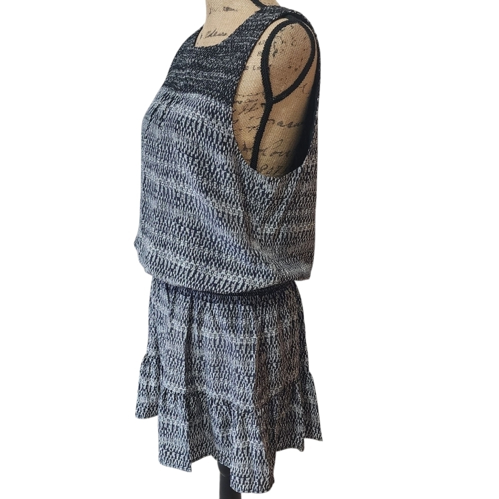 NWT Joie Black and White Sleeveless Dress Ruffled Bottom Skirt - Large - Picture 3 of 8